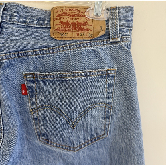 Levi’s 501 Jeans Button Fly Light Wash Men’s 32x29 Excellent pre-owned condition - Picture 4 of 7